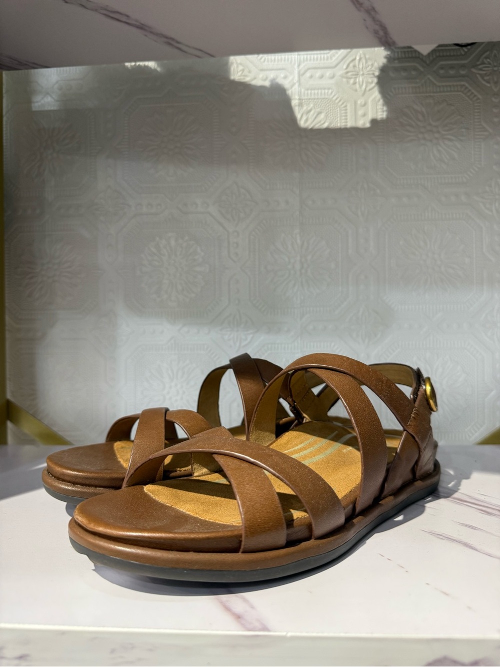 Aetrex Piper AU1301 -Coffee Brown Leather Cross-Strap Comfort Sandals